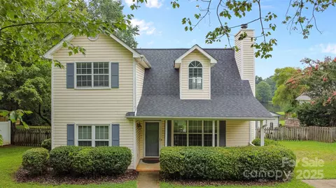 7907 Glencannon Dr, Charlotte, NC 28227