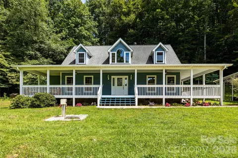 226 Wildcat Mountain Trl, Sylva, NC 28779