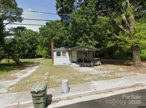 114 Hood St, Rockingham, NC 28379