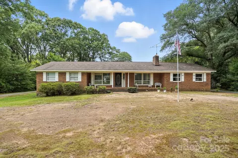 2718 Doster Rd, Monroe, NC 28112