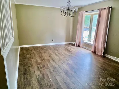 Living - 415 E Poplar St, Stanley, NC 28164 photo 2 of 6
