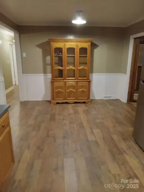 Living - 415 E Poplar St, Stanley, NC 28164 photo 3 of 6