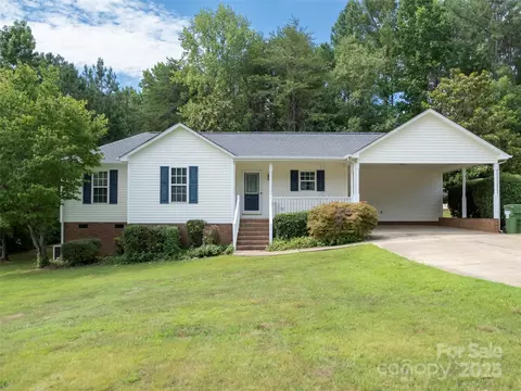 1114 Courtney Cove Ct, Gastonia, NC 28052
