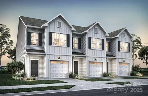 3433 Clark Farm 144 Rd #144, Charlotte, NC 28213