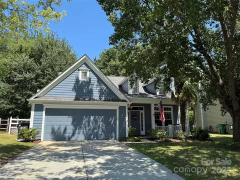 13525 Helmsley Ct, Charlotte, NC 28273