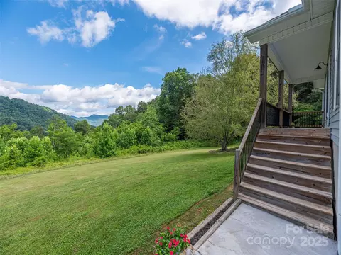 Exterior - 337 Split Pine Cv, Clyde, NC 28721 photo 3 of 6
