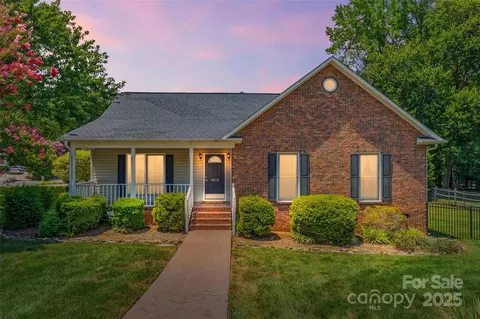 2212 Lookout Pt, Rock Hill, SC 29732