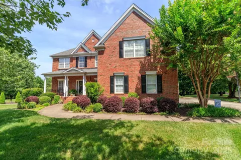 4009 Tillingmere Cir, Matthews, NC 28104