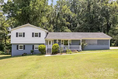 1457 Smith Farm Rd, Stony Point, NC 28678