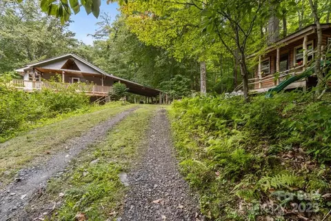 659 R B Deyton Rd, Green Mountain, NC 28740