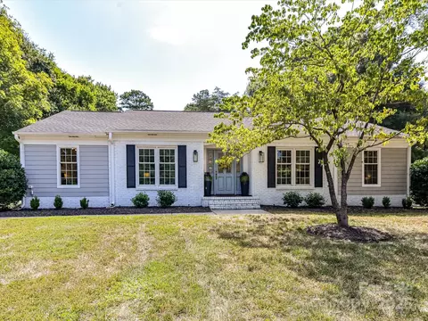 2517 Heidleburg Ln, Charlotte, NC 28210