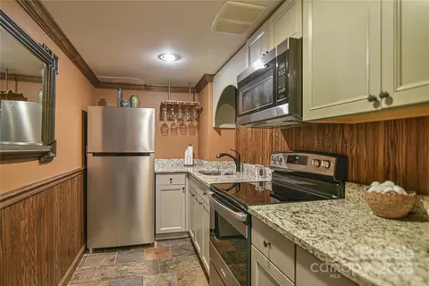 Kitchen - 409 N Fork Rd, Black Mountain, NC 28711 photo 4 of 4