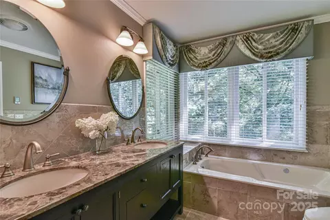 Bath - 409 N Fork Rd, Black Mountain, NC 28711 photo 5 of 8