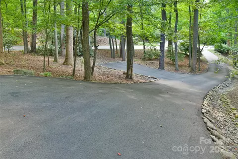 Exterior - 409 N Fork Rd, Black Mountain, NC 28711 photo 10 of 11