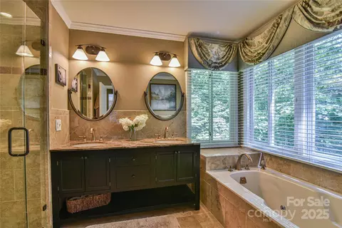 Bath - 409 N Fork Rd, Black Mountain, NC 28711 photo 4 of 8