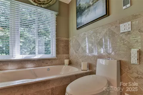 Bath - 409 N Fork Rd, Black Mountain, NC 28711 photo 6 of 8