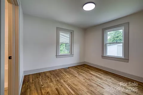 Bedroom - 2775 Snipes St, Morganton, NC 28655 photo 1 of 4