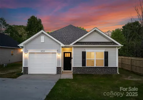 1415 Summerville Rd, Charlotte, NC 28214