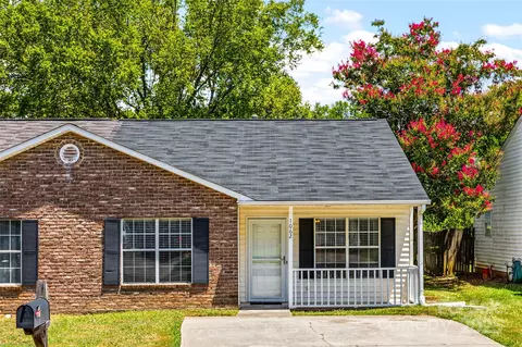 1062 Cherry Meadow Ln, Rock Hill, SC 29732