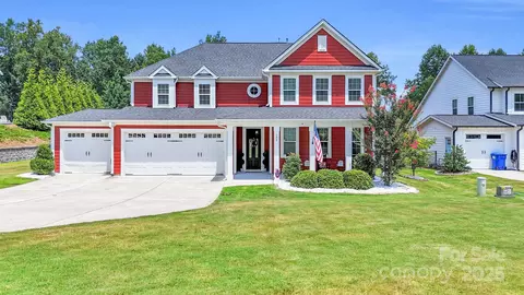 198 Country Lake Dr, Mooresville, NC 28115