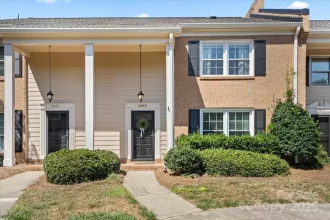 6863 Dumbarton Dr, Charlotte, NC 28210
