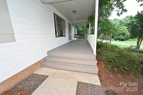 5643 Wesley St, Hickory, NC 28601 photo 16