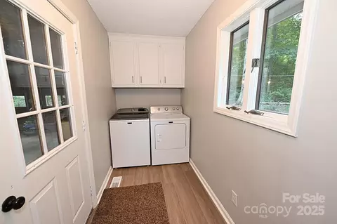 5643 Wesley St, Hickory, NC 28601 photo 21