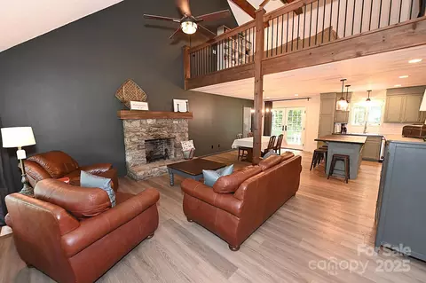 5643 Wesley St, Hickory, NC 28601 photo 13