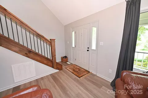 5643 Wesley St, Hickory, NC 28601 photo 22