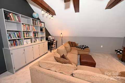 5643 Wesley St, Hickory, NC 28601 photo 31