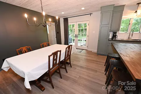 5643 Wesley St, Hickory, NC 28601 photo 9