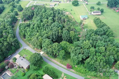 5643 Wesley St, Hickory, NC 28601 photo 36
