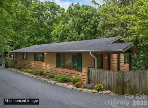 18 Wild Violet Ln, Arden, NC 28704