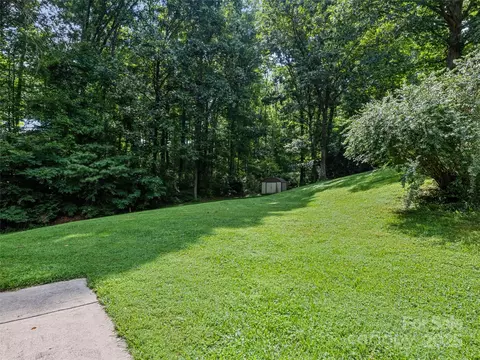 401 Nelson St, Clyde, NC 28721 photo 13