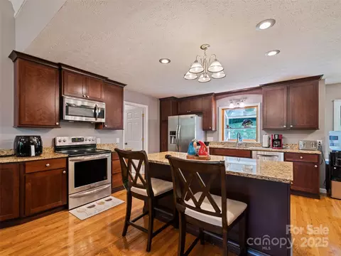 401 Nelson St, Clyde, NC 28721 photo 21
