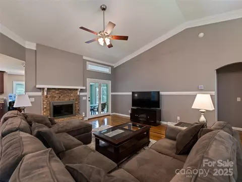 401 Nelson St, Clyde, NC 28721 photo 16
