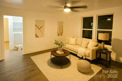 203 Raymond St, Monroe, NC 28112