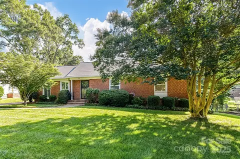 6811 Old Reid Rd, Charlotte, NC 28210