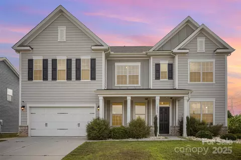 10045 Carousel Corral Dr, Midland, NC 28107