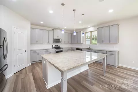 Kitchen - 10045 Carousel Corral Dr, Midland, NC 28107 photo 1 of 2