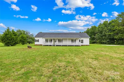 4759 Mel Nunnery Rd, Fort Lawn, SC 29714