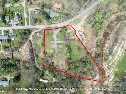 648 Sand Hill Rd, Asheville, NC 28806