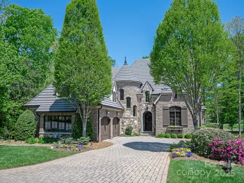 207 Belle Meade Ct, Waxhaw, NC 28173