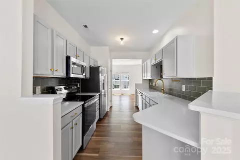 5000 Rivrbd Lan Ln #E, Cramerton, NC 28032 photo 5