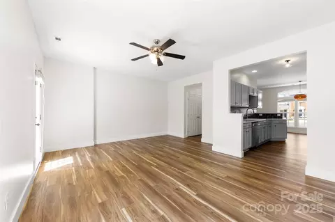 5000 Rivrbd Lan Ln #E, Cramerton, NC 28032 photo 3