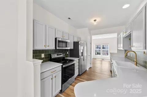 5000 Rivrbd Lan Ln #E, Cramerton, NC 28032 photo 6