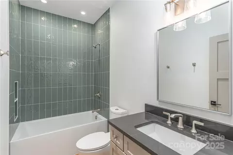 Bath - 92 Rusty Hook Rd, Nebo, NC 28761 photo 1 of 3