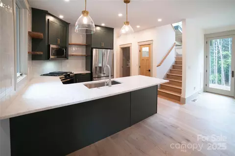 Kitchen - 92 Rusty Hook Rd, Nebo, NC 28761 photo 3 of 3