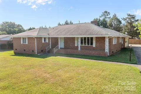 1314 Stoneyridge Dr, Charlotte, NC 28214