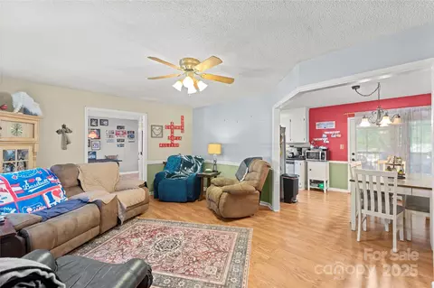 Living - 1994 Willow Ridge St, Conover, NC 28613 photo 1 of 5